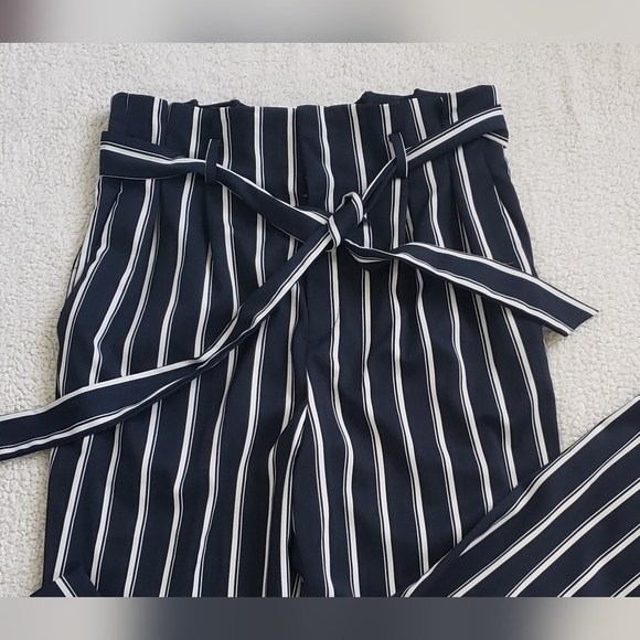 H&M NAVY STRIPE PANTS WITH BELT - Picture 4 of 6